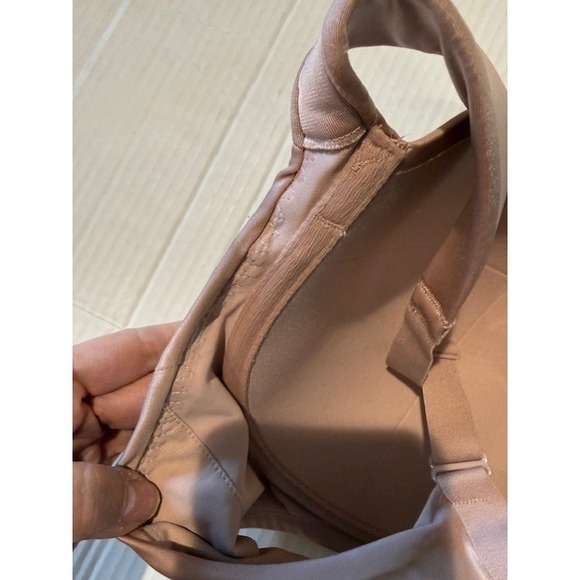 SOMA Stunning Support full coverage Bra Nude Beige Satin Size 42G 2094 - Picture 4 of 5